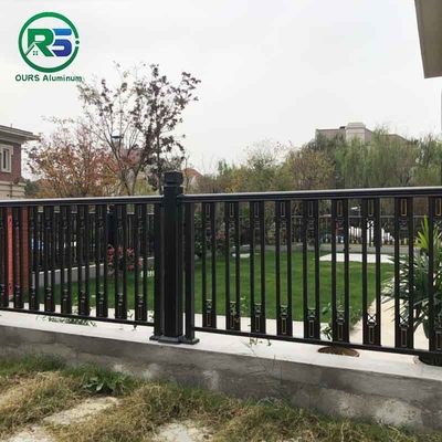 Ornamental Contemporary Aluminum Vertical Slat Fence Durable Art Pattern