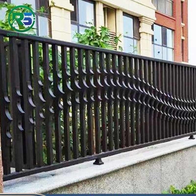 Residential Durable Contemporary Aluminum Fence PVDF Powder Coating Multiple Shapes