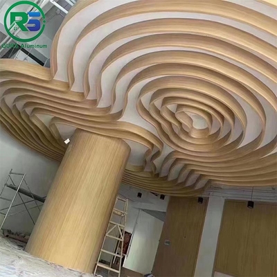 Environmental Friendly Linear Suspended Metal Ceiling 0.9mm White Aluminum Ceiling